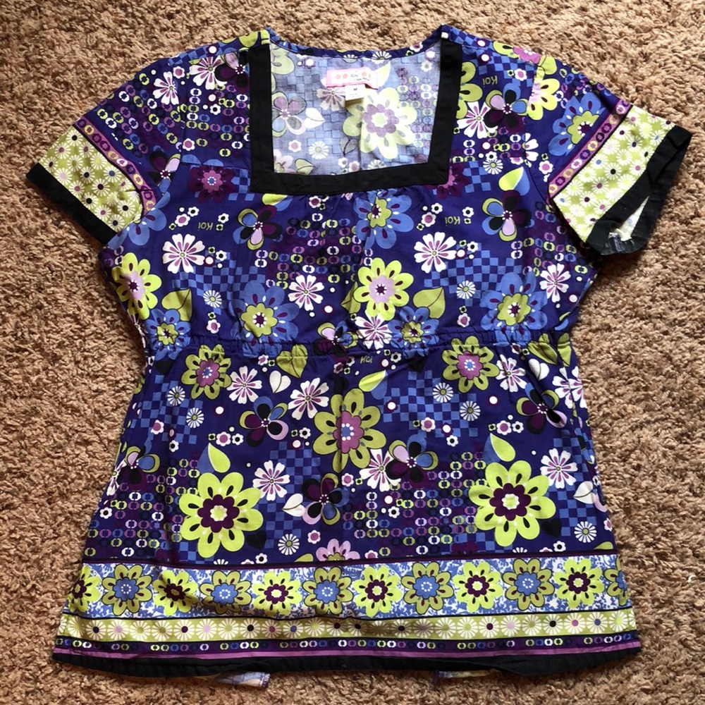 Koi scrub top